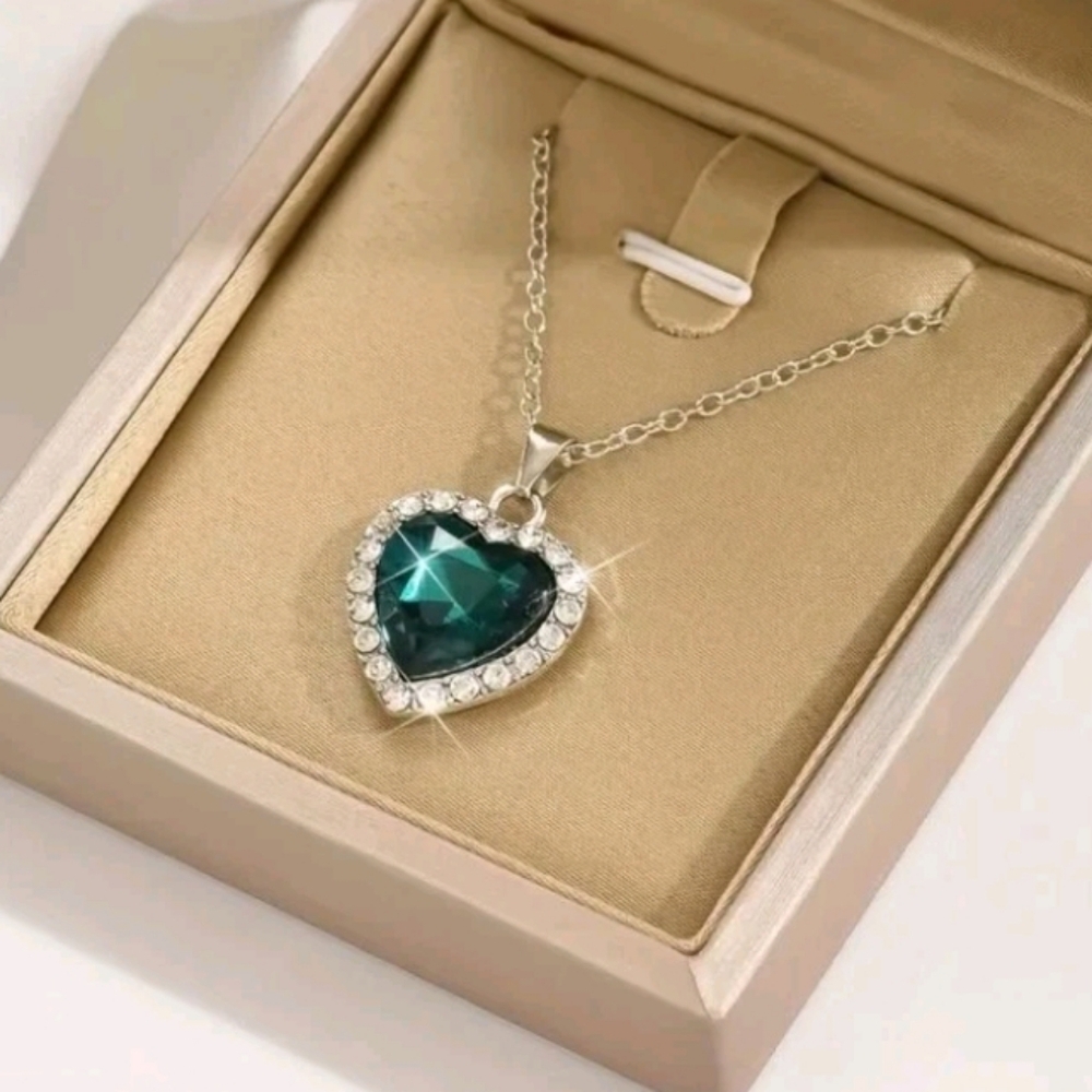 Silver Heart Pendant Necklace with Green Gemstone